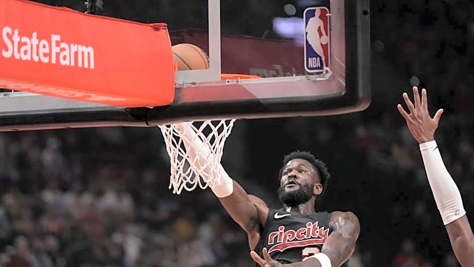 Lakers Earn Shockingly Low Grade For Free Agency Thus Far