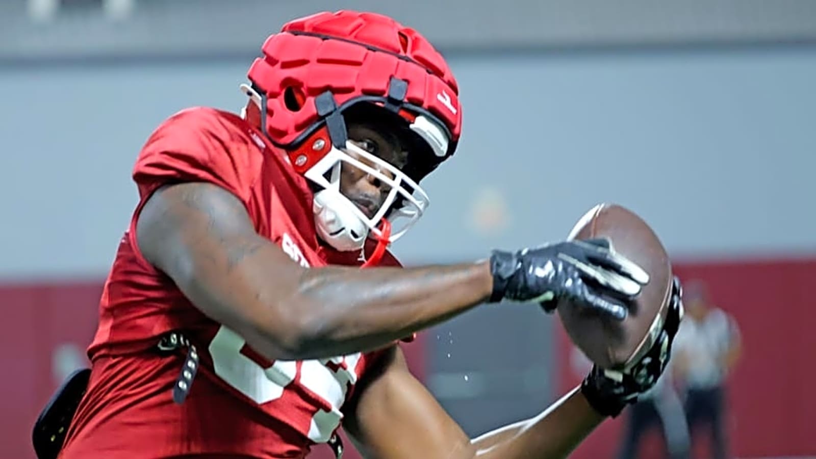 Louisville Lands Oklahoma Transfer TE Davon Mitchell