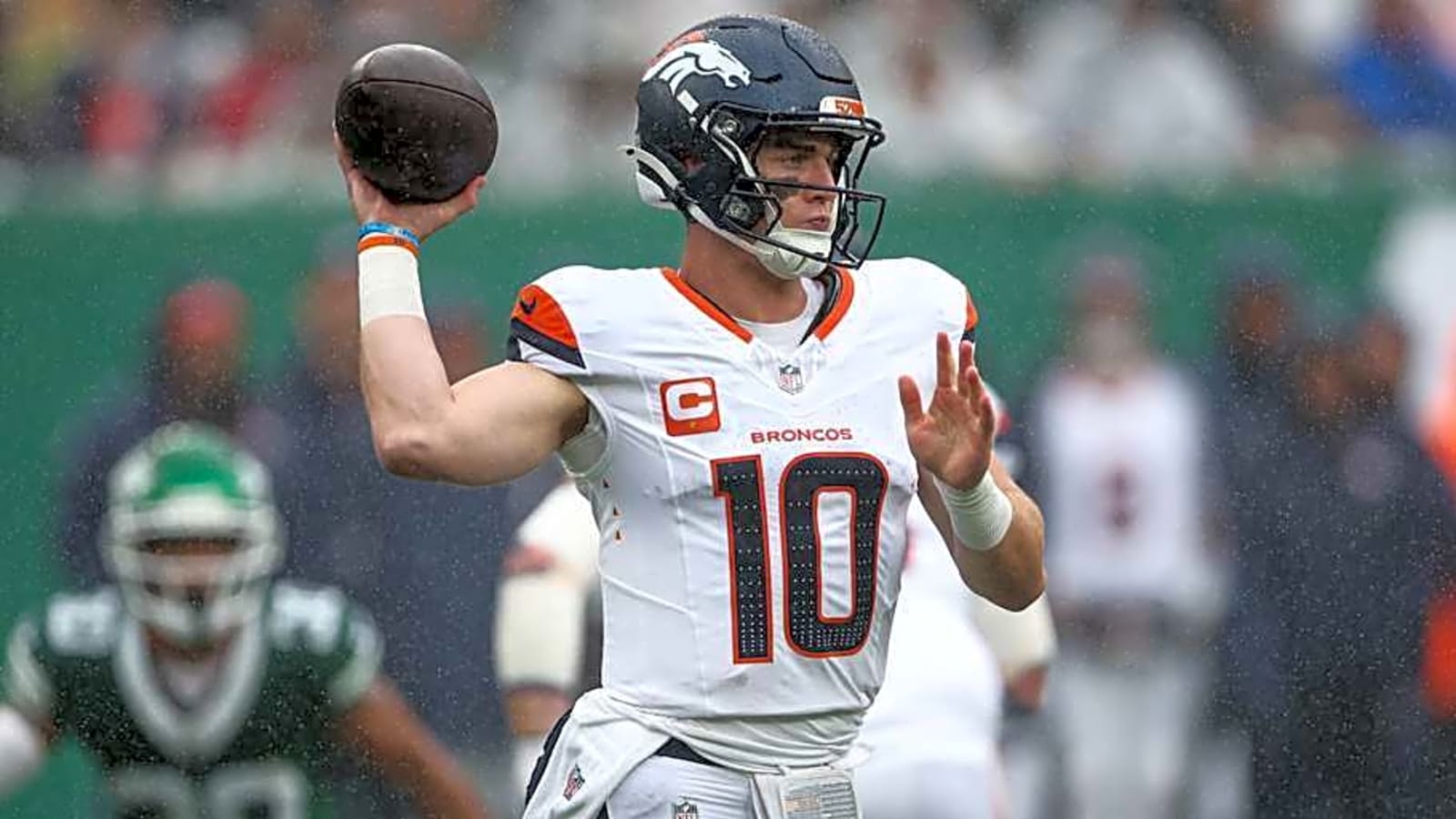 Report: Broncos Want Bo Nix to &#39;Come Out Firing&#39; to Open the 2025 Season