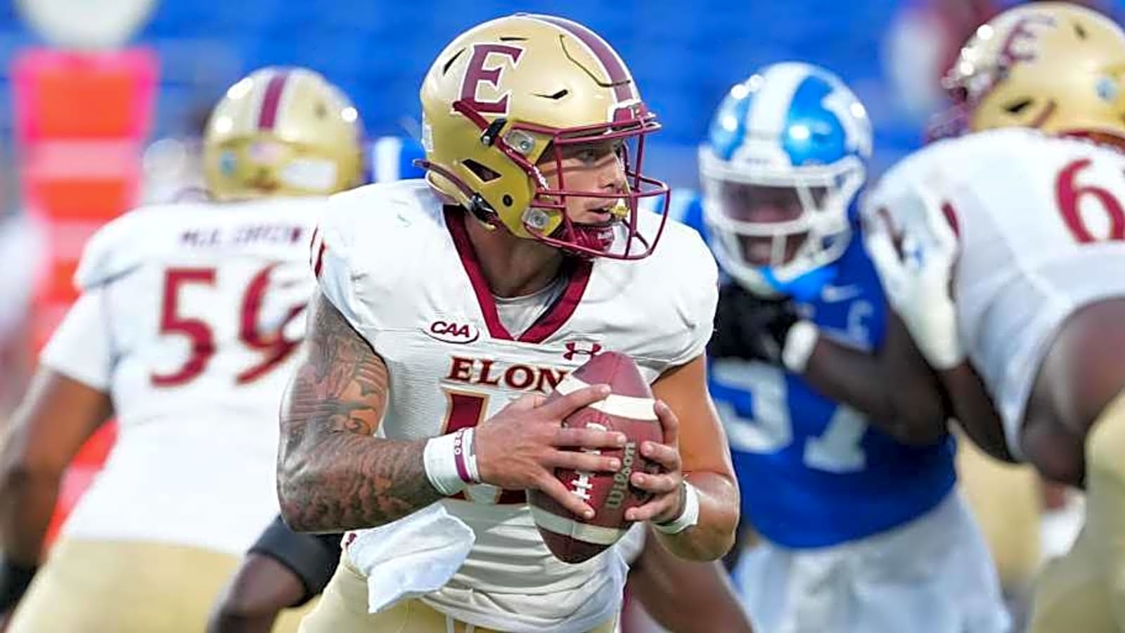 Two elite college football programs fighting over 2,300-yard transfer quarterback