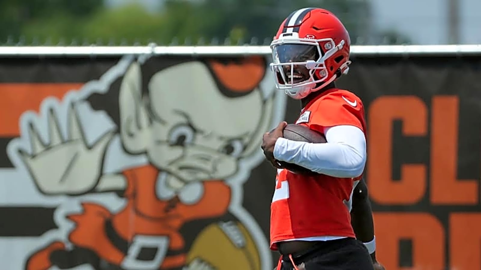 Former NFL Coach Makes Shocking Prediction About Cleveland Browns Rookie QB