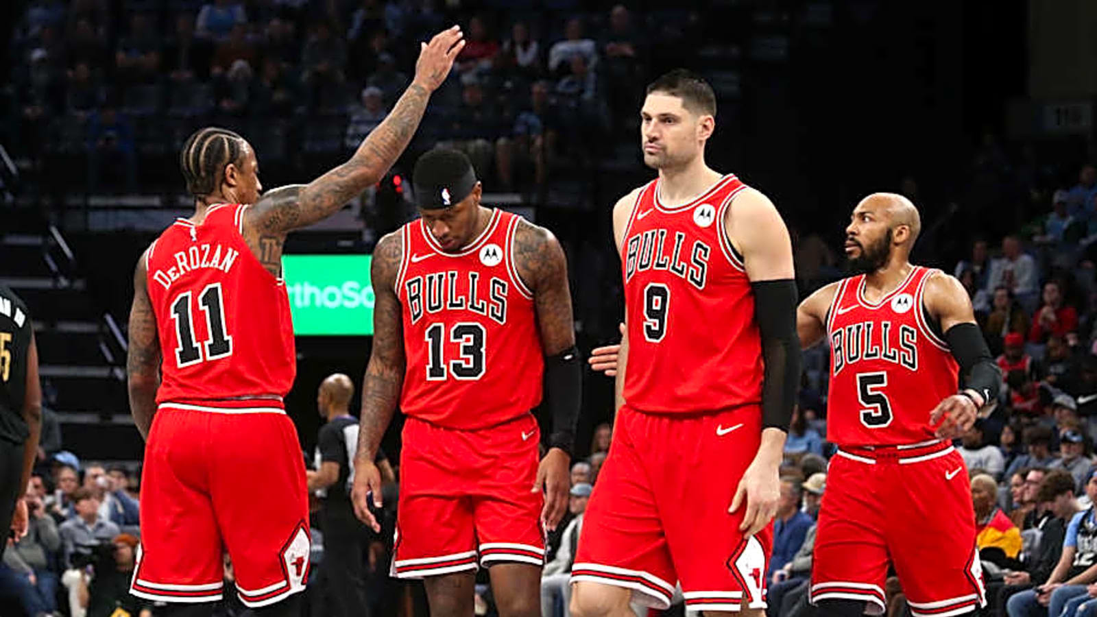 NBA Mock Trade: Chicago Bulls Send All-Star to Los Angeles Lakers