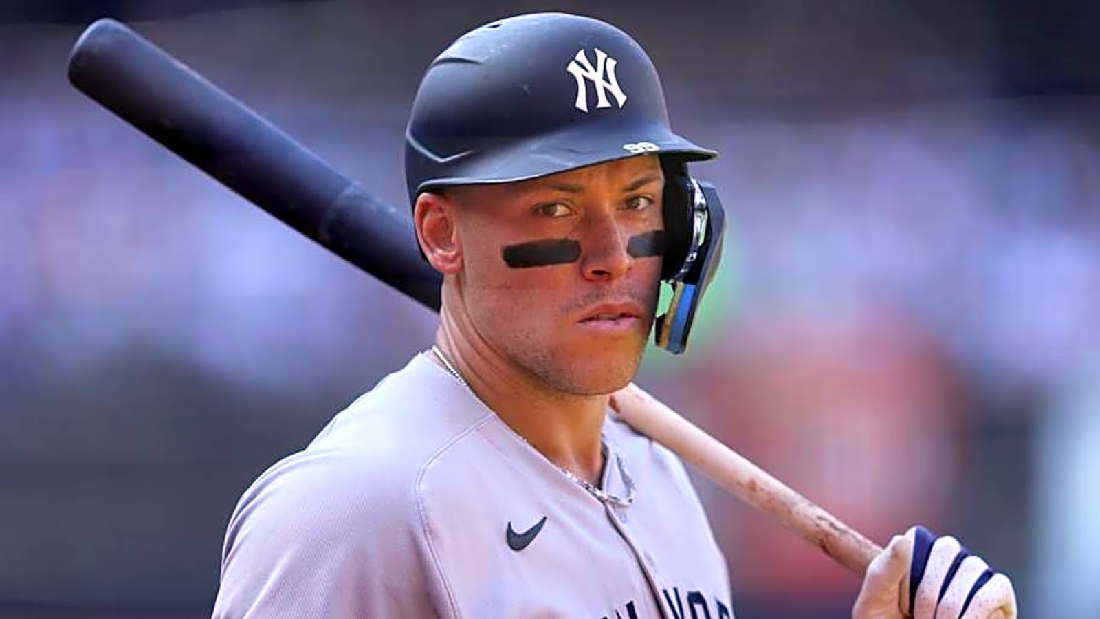 Knicks Star Starts Drama Between Yankees, Mets