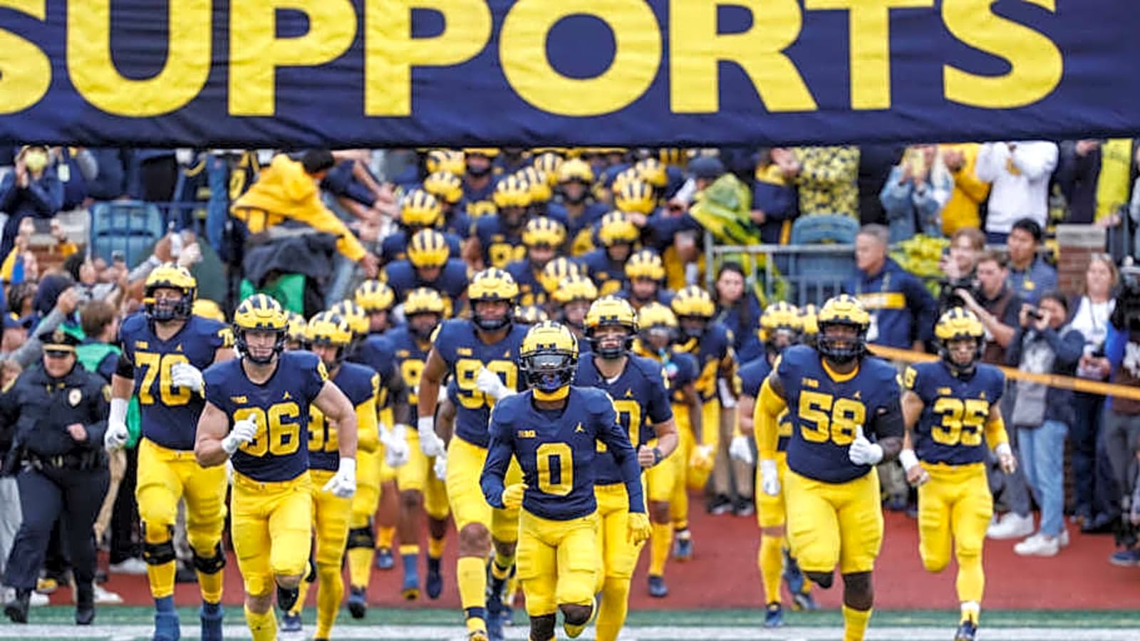 Michigan football predicted to play familiar foe in 2025 postseason