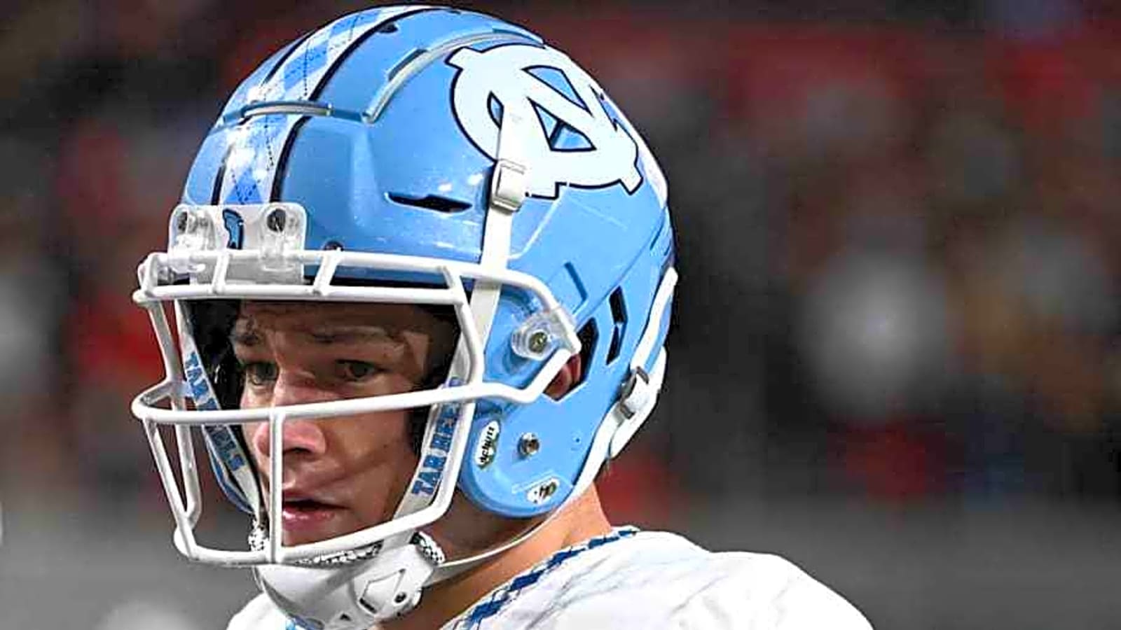 Former Tar Heels Great Hosts Football Camps in New England