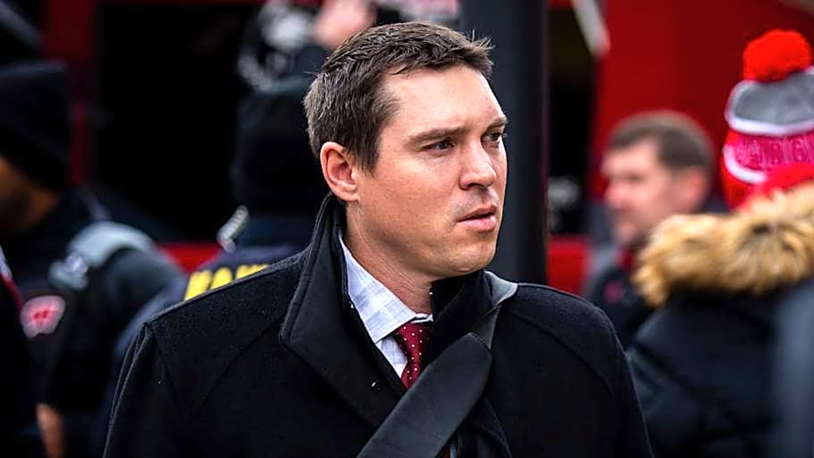 Former Wisconsin Badgers coach Jim Leonhard connected to open defensive coordinator role on team he played for