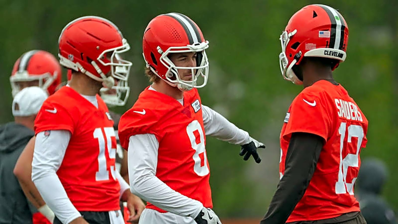 Kenny Pickett Takes Jab at Steelers