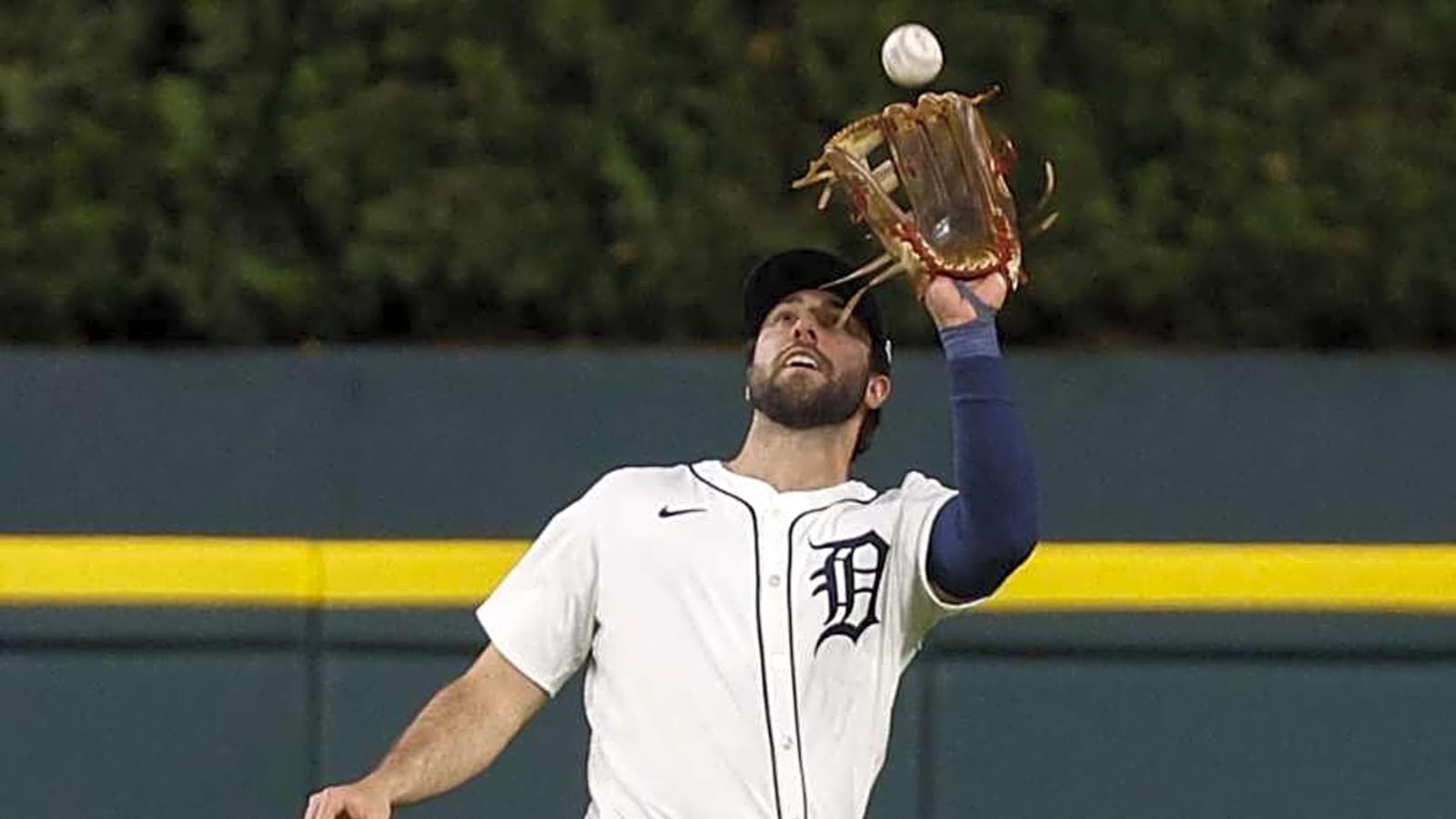 Tigers Move Star Utility Man Matt Vierling Back to IL with Shoulder Issue