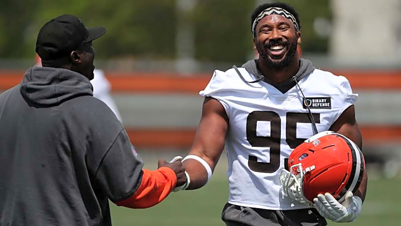 Browns Coach Holds No Grudge for Myles Garrett After Offseason Drama