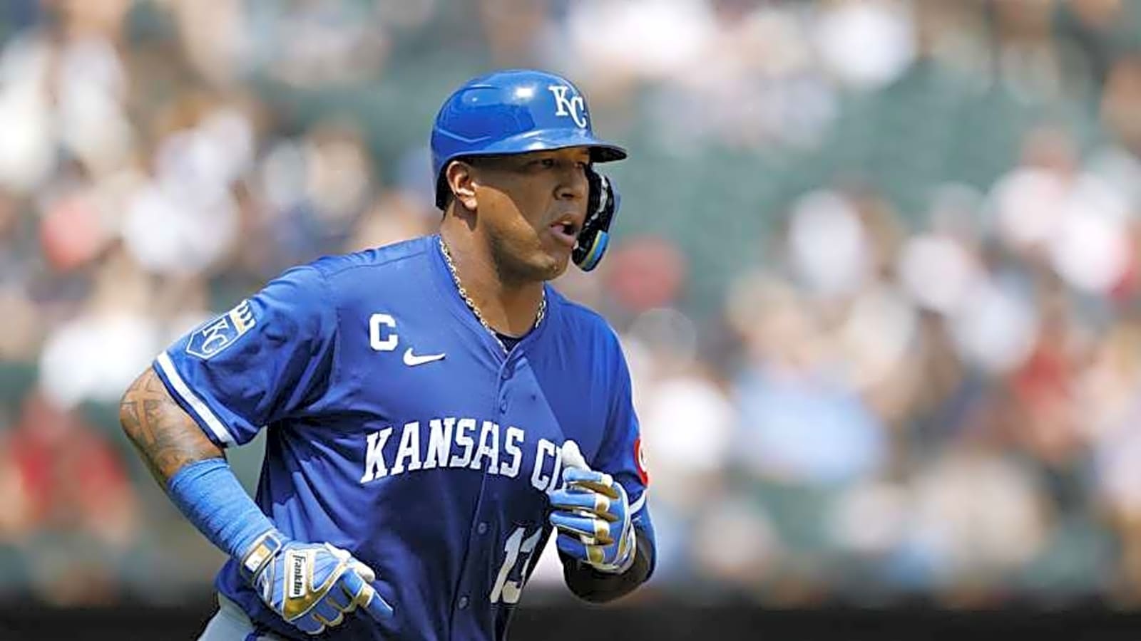 Kansas City Royals&#39; Longtime Star Passes Team Hall of Famer in History