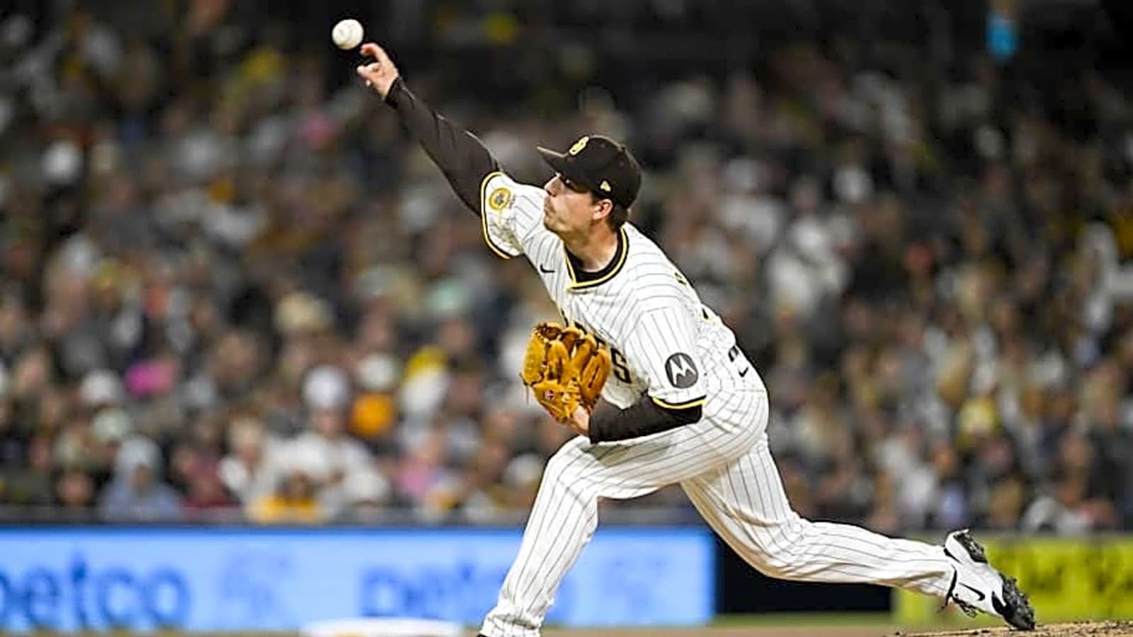 WVU Product Ryan Bergert Pitches Clean Inning in Major League Debut