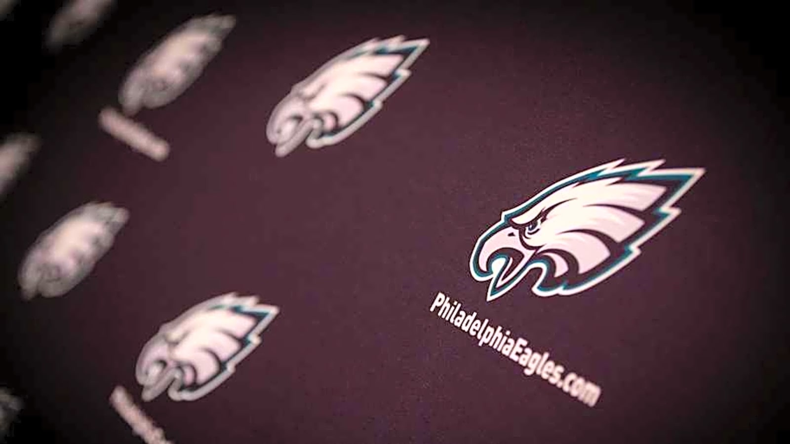 Eagles &#39;Weapon&#39; Already Compared To Legend