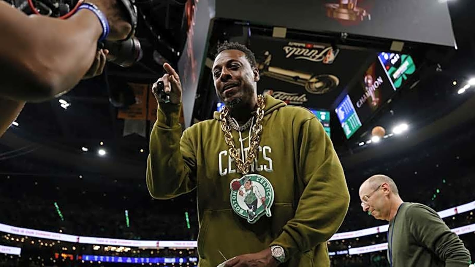 Paul Pierce Forced to Pay Massive Bet After Celtics Lose Game 2
