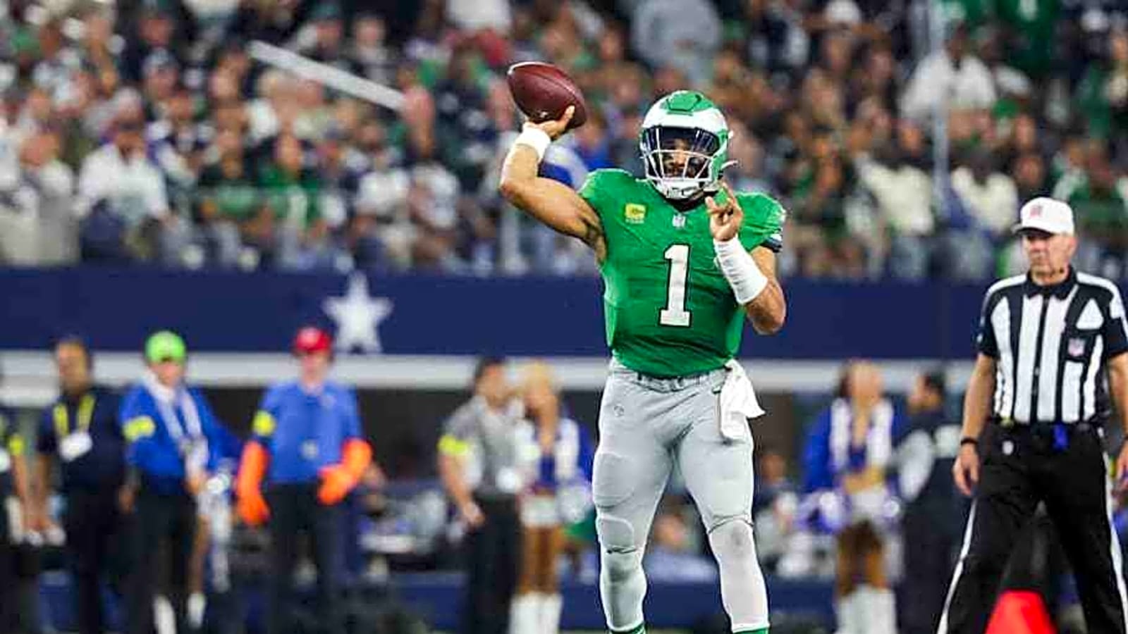 Eagles-Cowboys Set for Thanksgiving Day: NFL’s Bet to Smash Record Ratings
