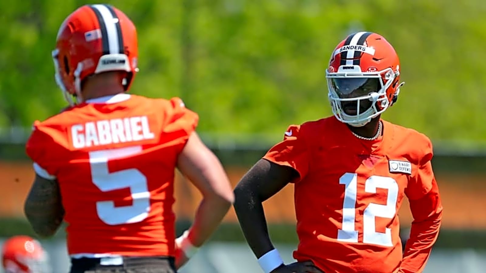 Former NFL WR Doesn&#39;t Hold Back on Browns&#39; Shedeur Sanders, Dillon Gabriel