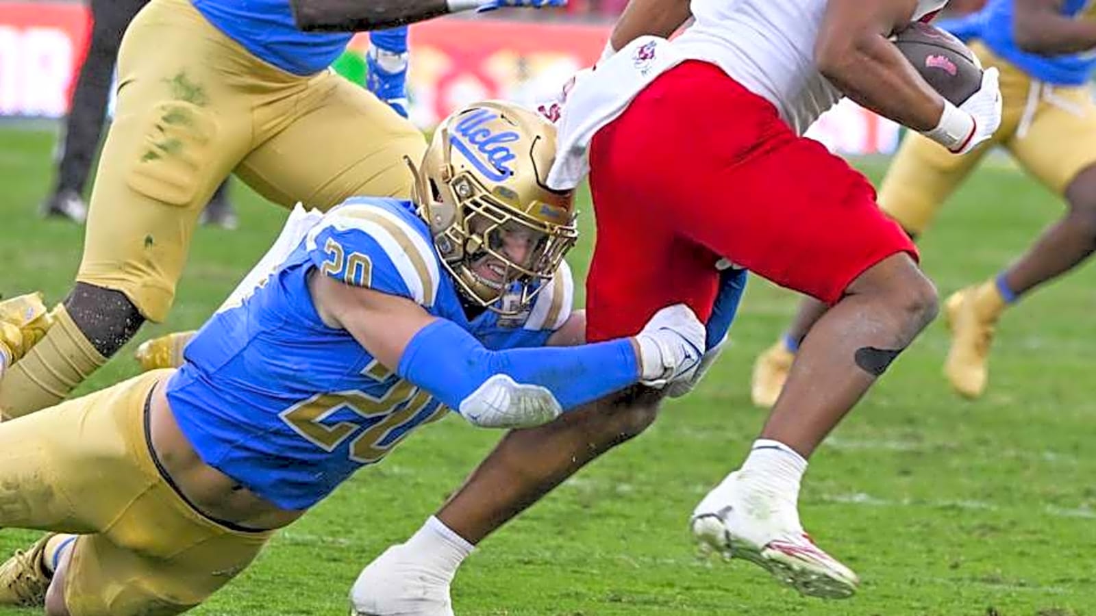 Grading Commanders&#39; Selection of UCLA&#39;s Kain Medrano