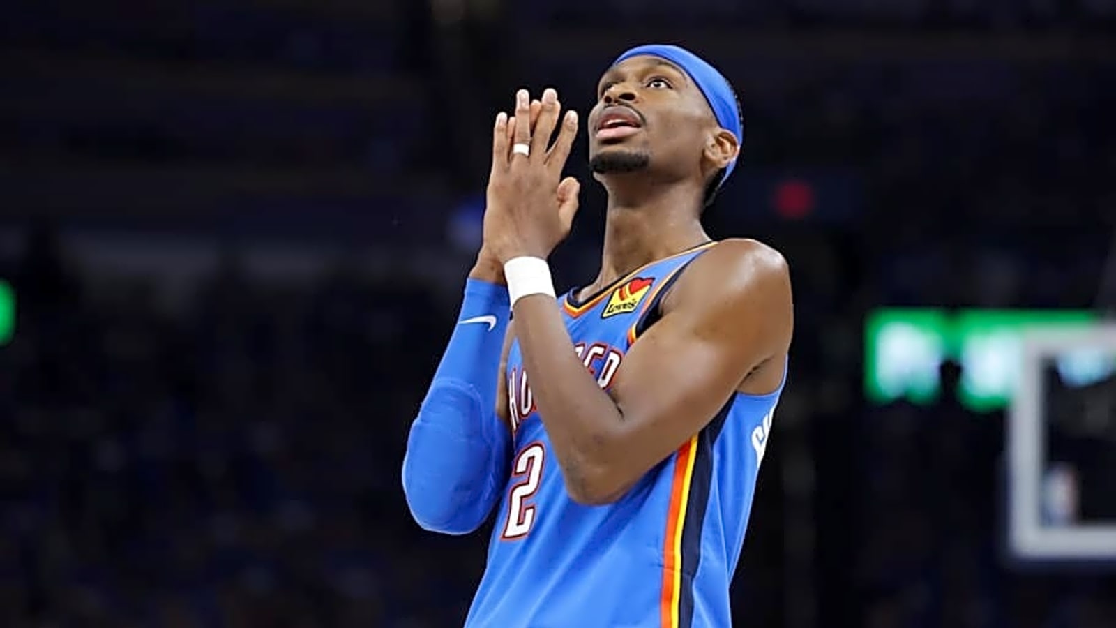 Shai Gilgeous-Alexander&#39;s Interaction With Chris Paul Goes Viral