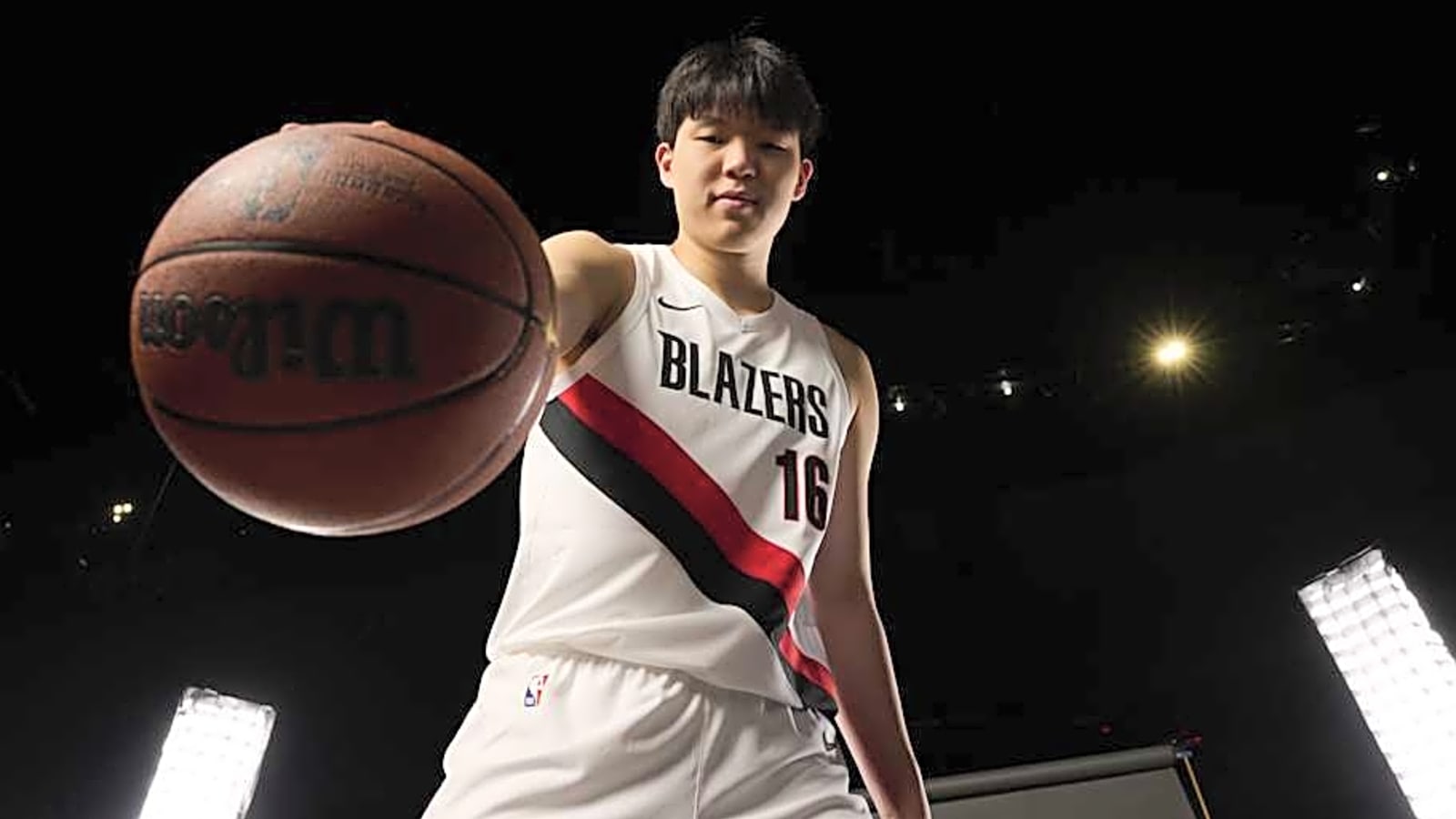 Yang Hansen Has Lineup Request for Blazers Coach Chauncey Billups