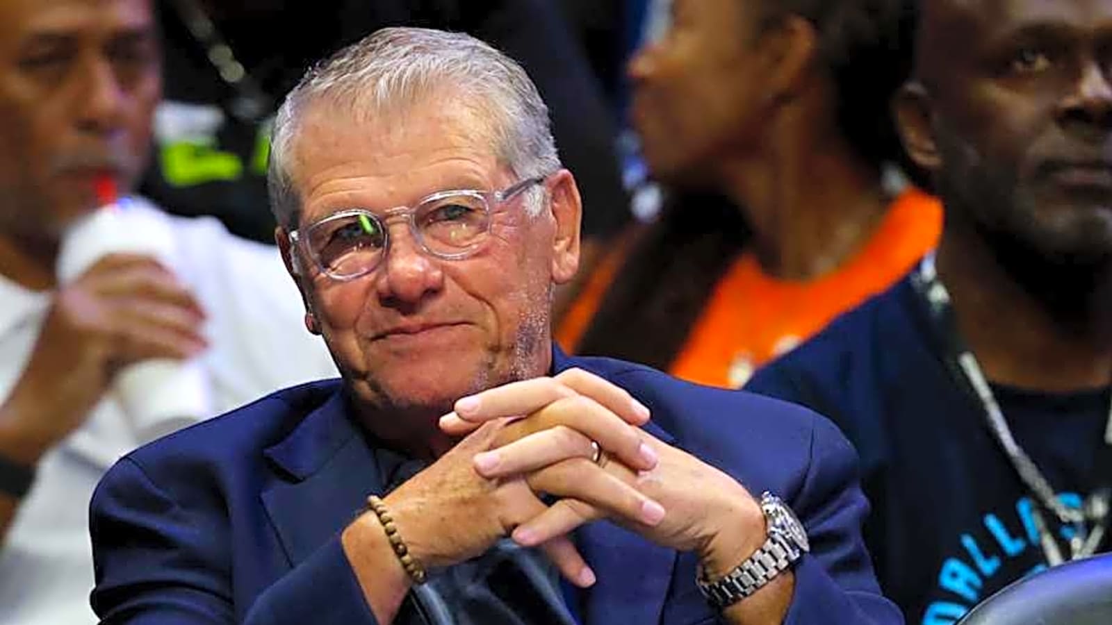 UConn&#39;s Geno Auriemma Sends Hilarious Message on NCAA Rule Change