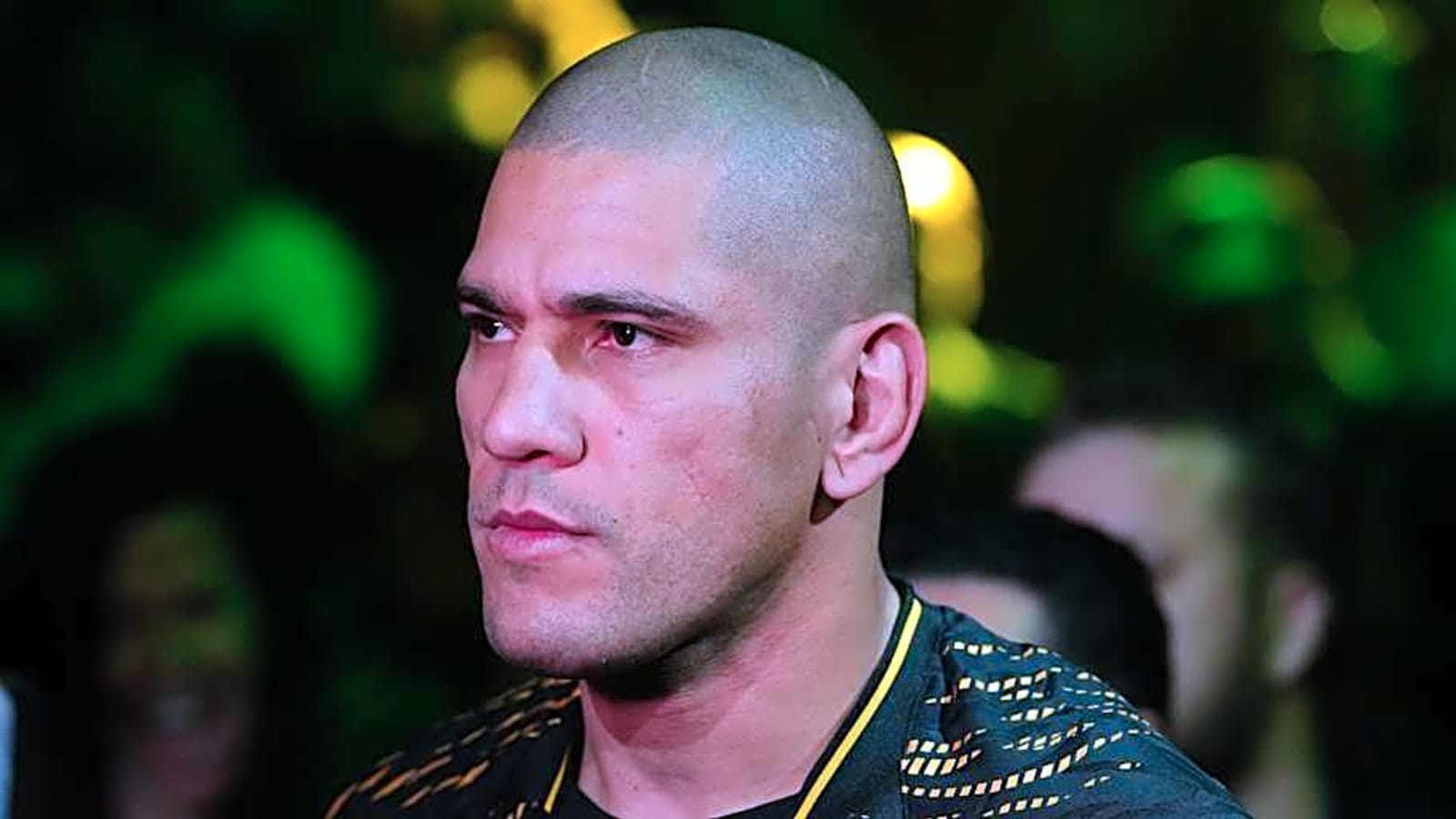 Former UFC champ backs Alex Pereira to turn tables against Magomed Ankalaev