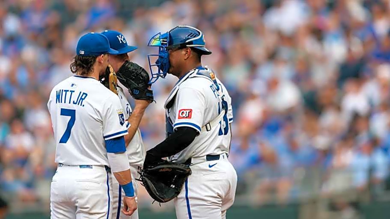 Royals &#39;Panic Meter&#39; On Yankees Blowout, Cole Ragans Injury, More