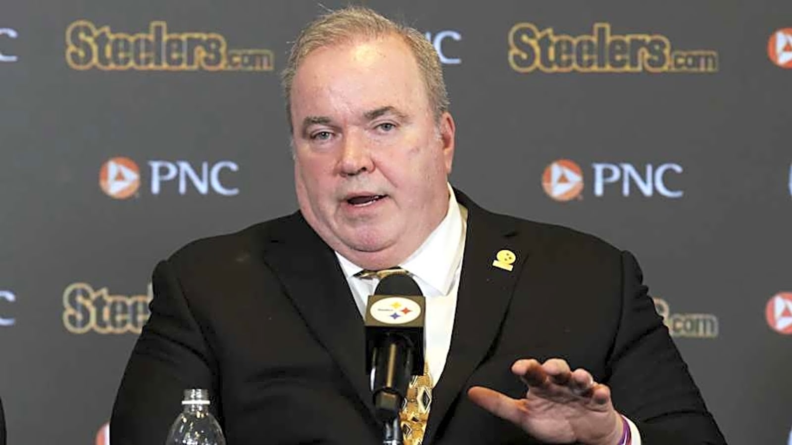 Steelers’ Mike McCarthy Details Conversations With Aaron Rodgers