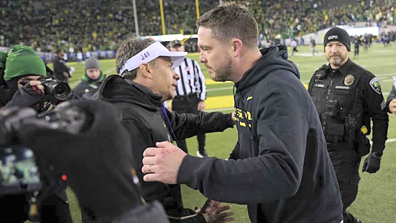 Oregon Ducks Football Schedule: Farthest Travel In Big Ten?