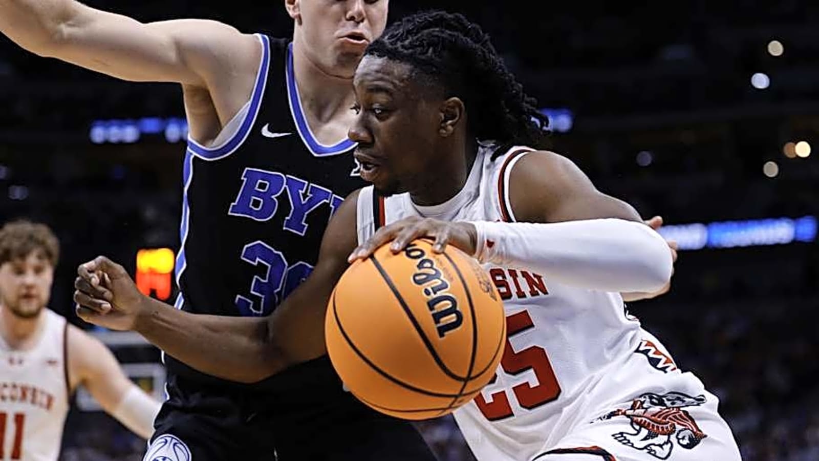 Wisconsin guard John Blackwell&#39;s lack of NBA interest in early mock drafts is good news for Badgers fans