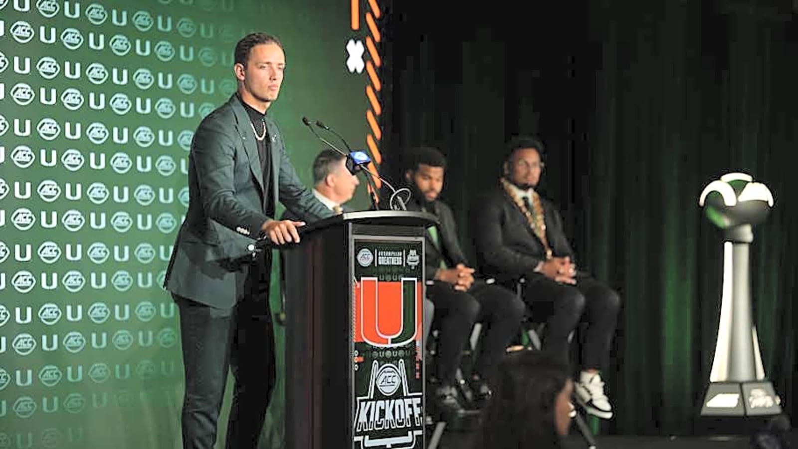 Carson Beck One of Many 2026 NFL Draft Prospects Under Pressure This Season