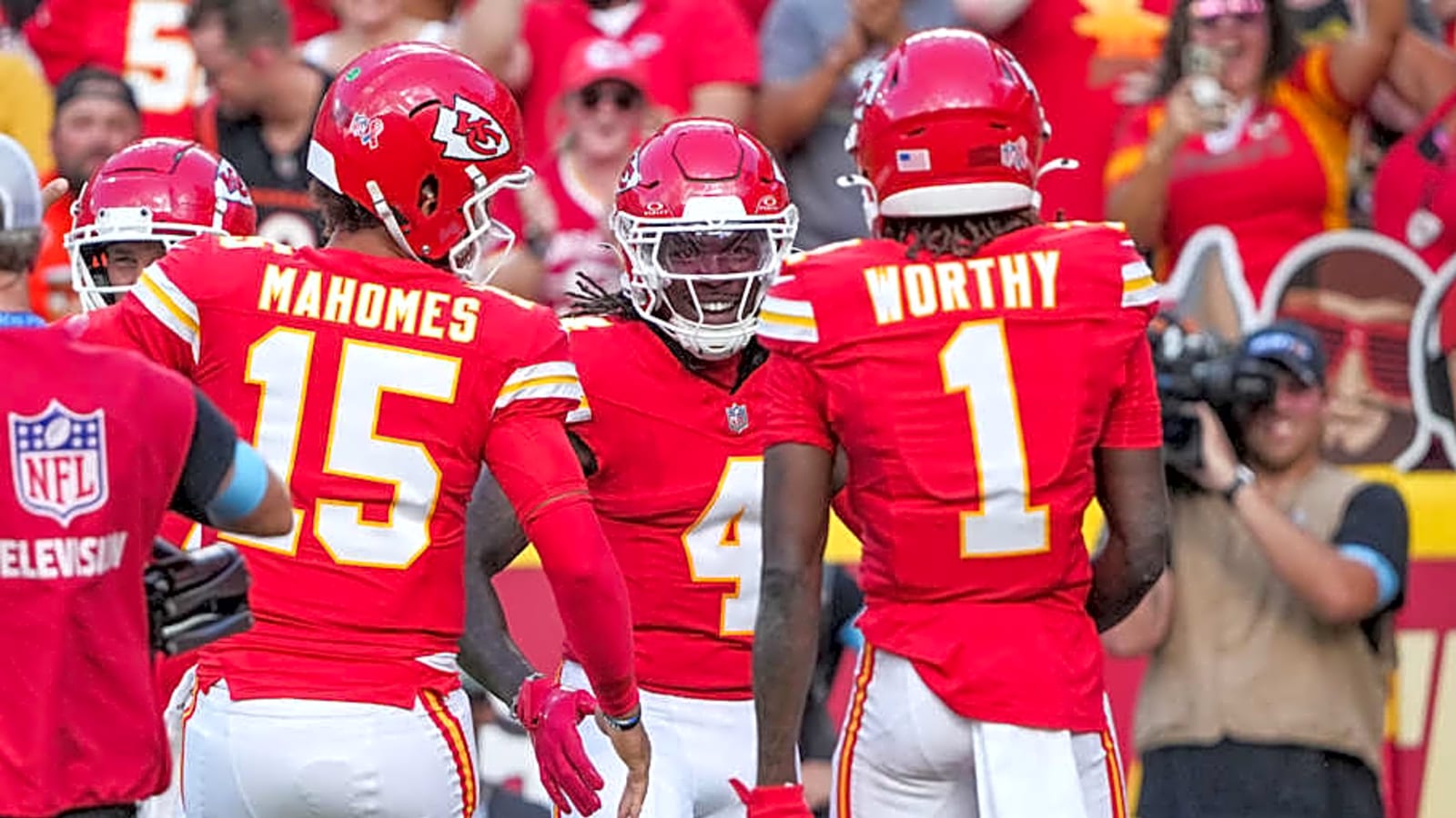 Will Chiefs WR Duo End This Statistical Drought?