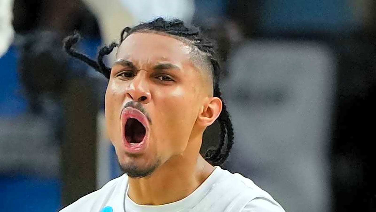 Malone's Genius Pitch To Keep Jarin Stevenson With UNC