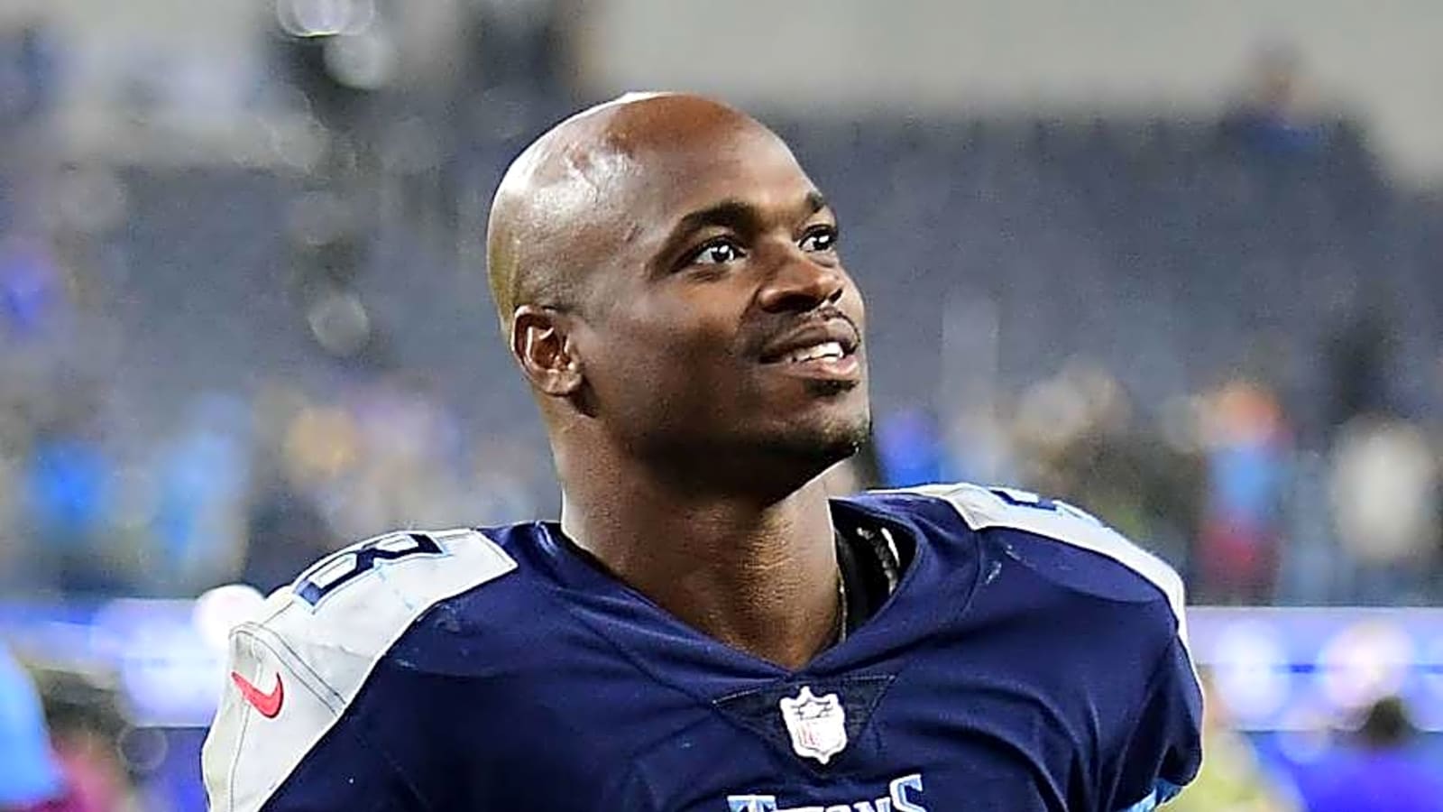 Adrian Peterson Foe Signs Celebrity Boxing Contract Following Viral Poker Bust-Up