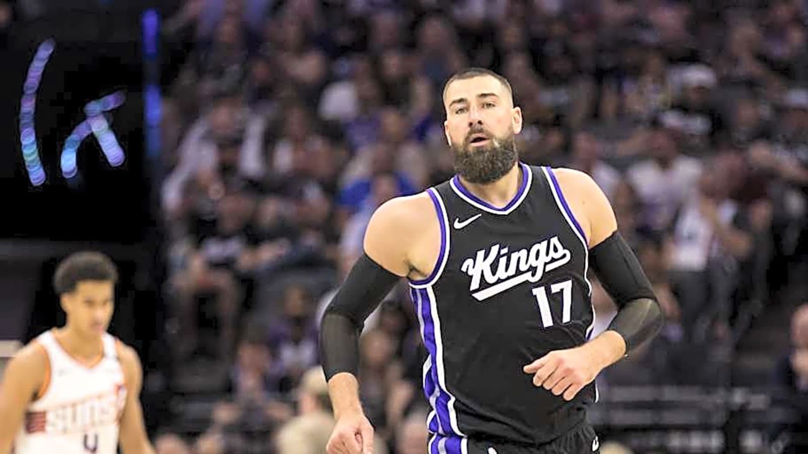 Ex-Toronto Raptors Big Man Jonas Valančiūnas Considering Move to Greece