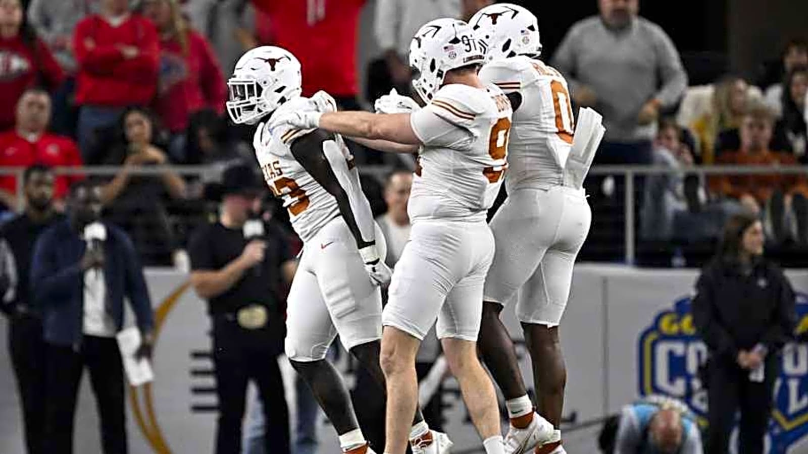 The Depth of the Texas Longhorns Could Be Something Special