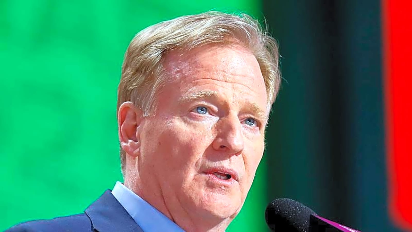 Latest Mock Draft Has Chiefs Making Wise Decision