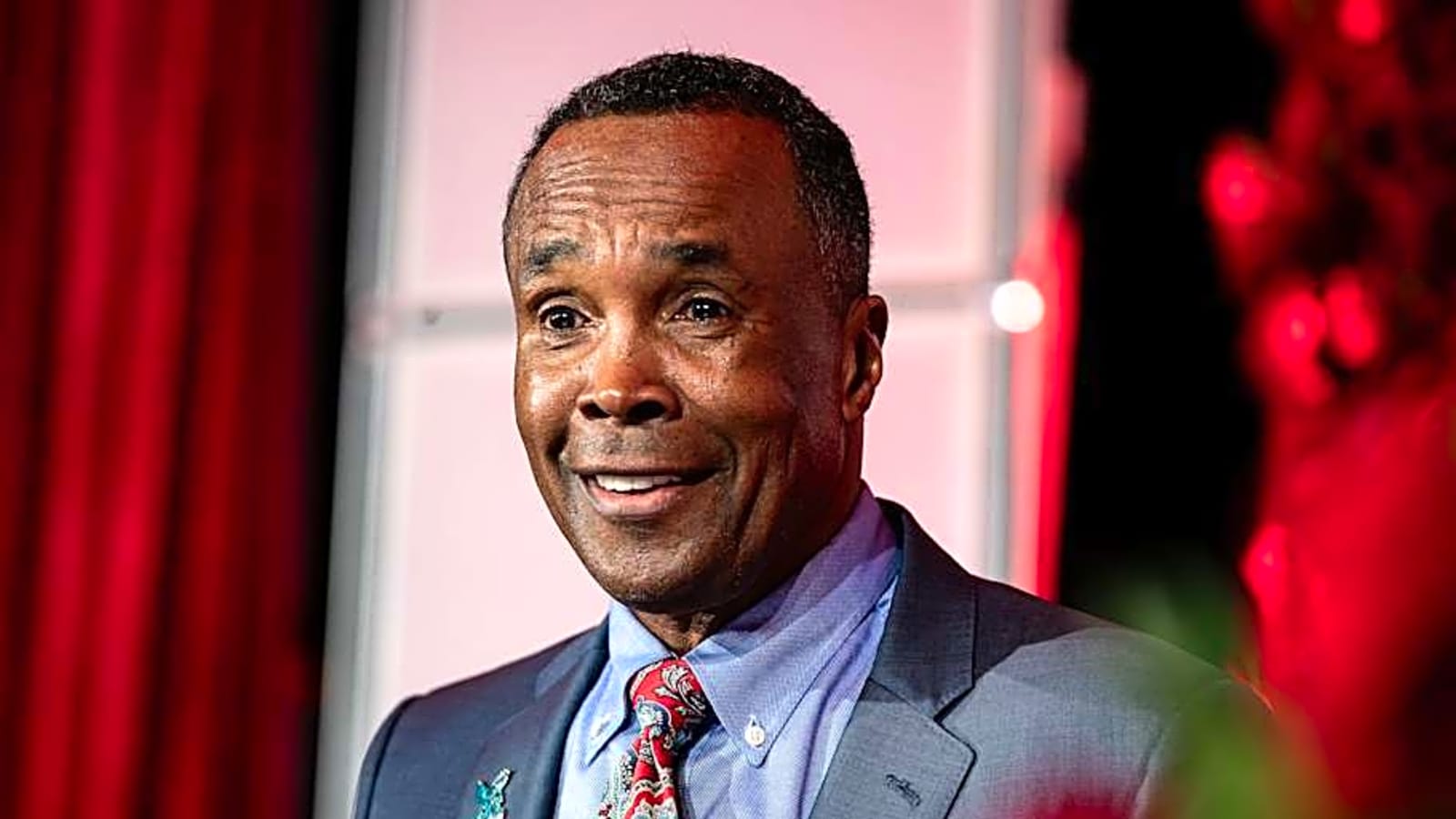 Sugar Ray Leonard Sends Terence Crawford Message On Beating Canelo Alvarez