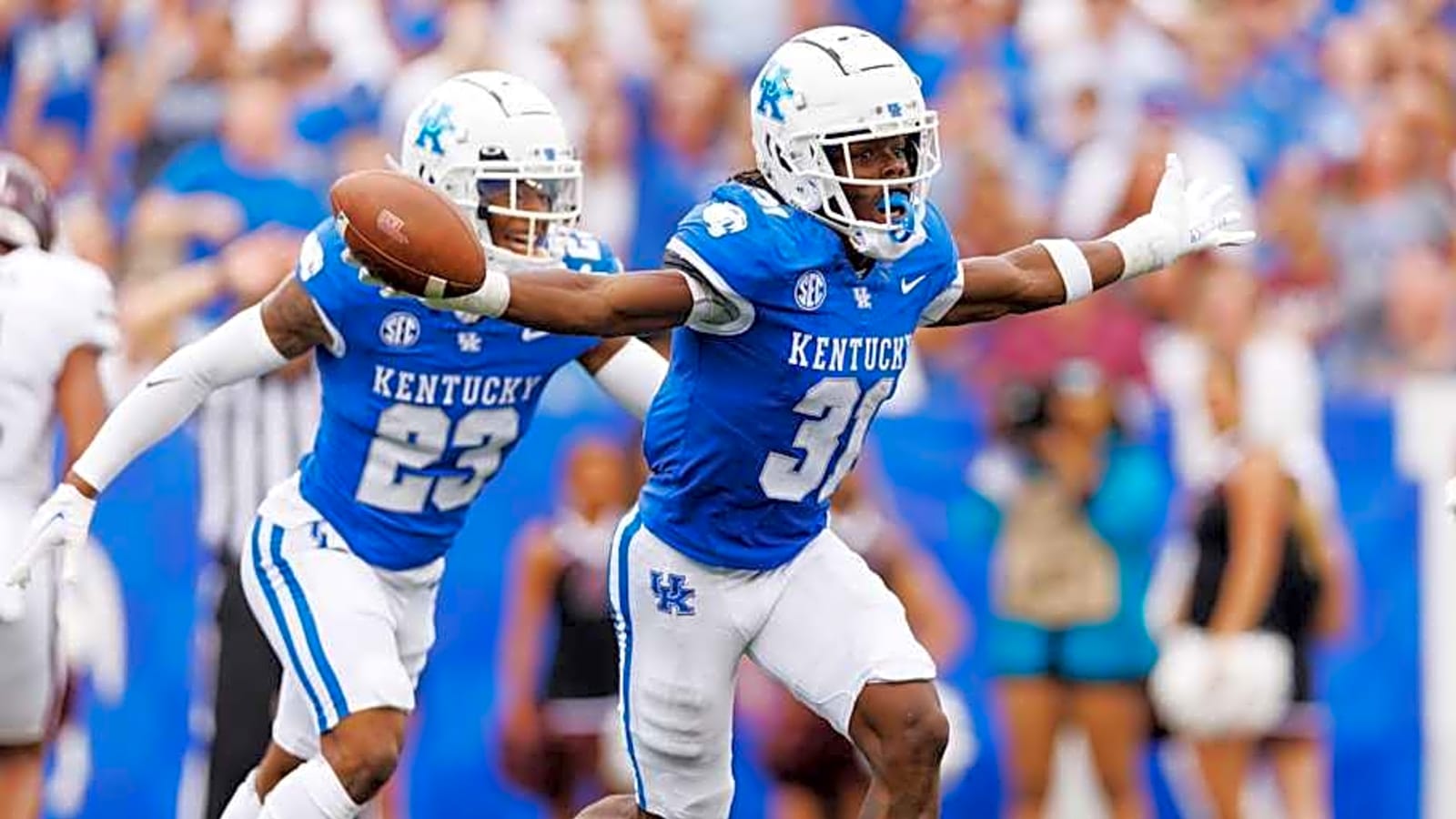NFL Mock Draft: Rams Target Athletic CB on Day One