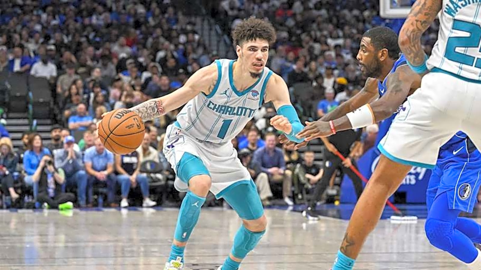 ESPN insider sees two possible outcomes for LaMelo Ball&#39;s Hornets future