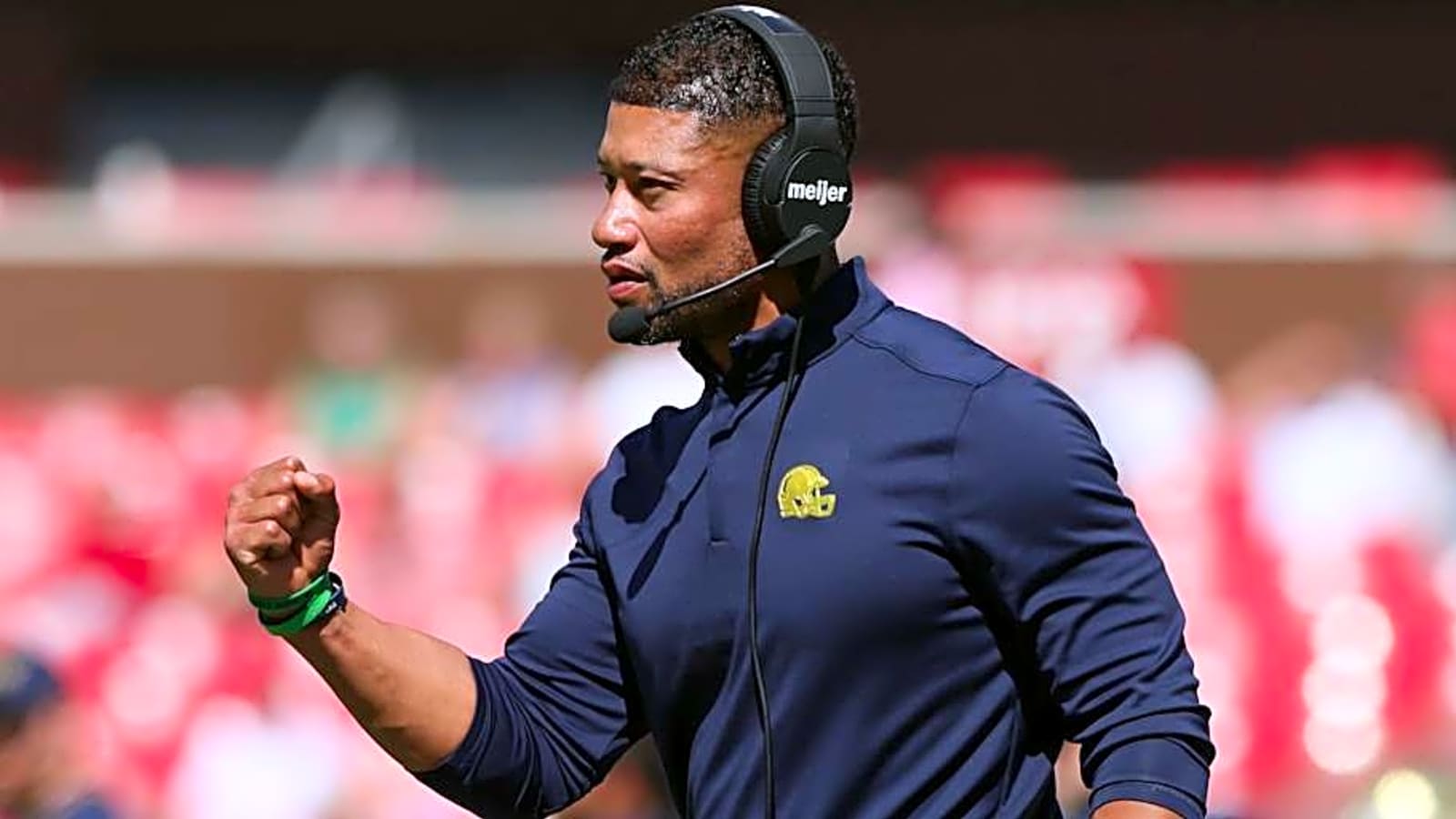 Notre Dame Dismantles Arkansas — Here’s How Social Media Reacted