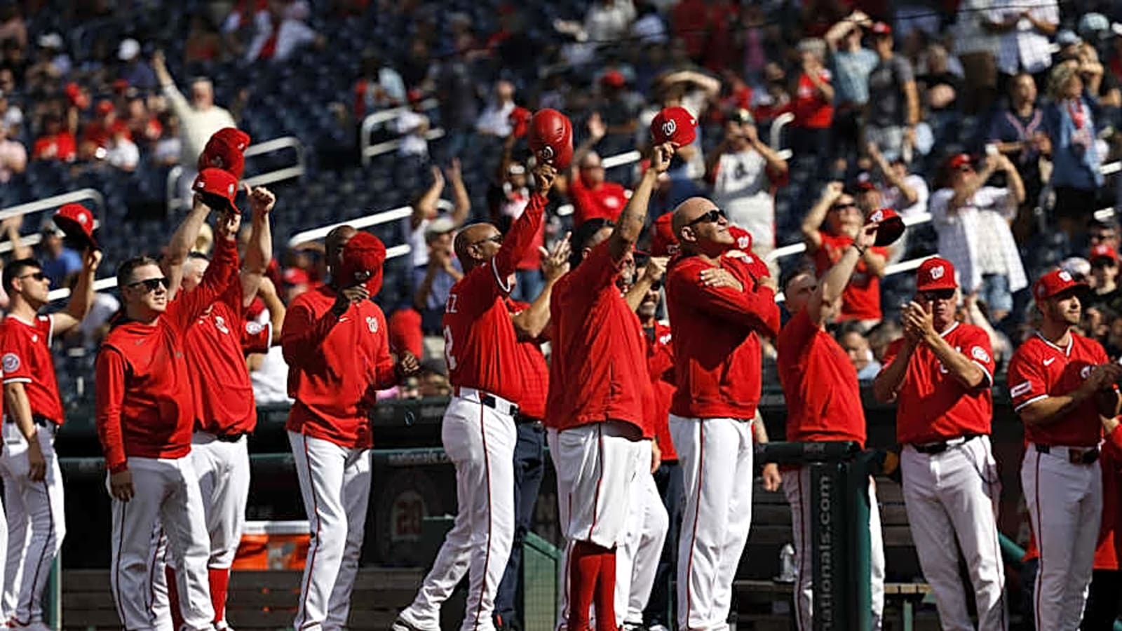 Washington Nationals Honor Broadcaster Bob Carpenter in His Final Game