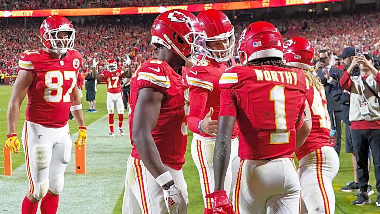 Chiefs WR Storyline to Watch at Minicamp