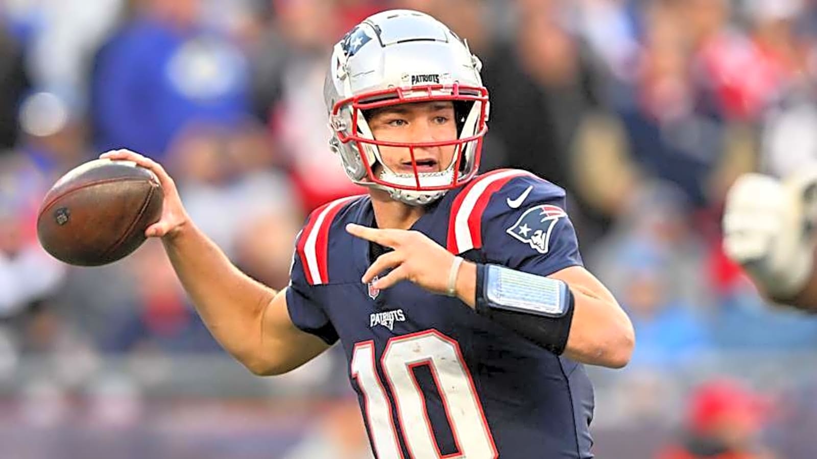 Analyst Gets Honest on Patriots QB&#39;s Decision-Making