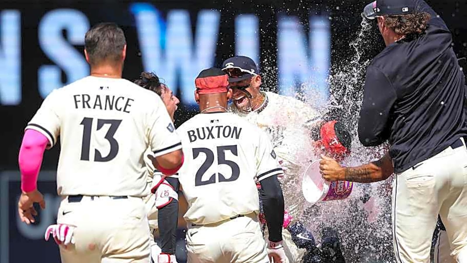 Where does Twins&#39; eight-game winning streak rank in franchise history?
