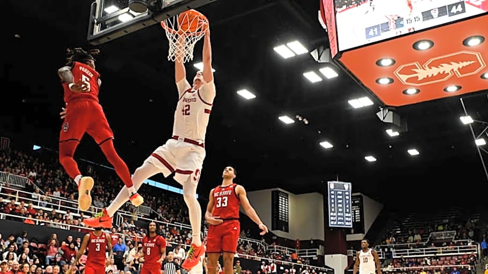 Stanford&#39;s Maxime Raynaud Falls to Second Round