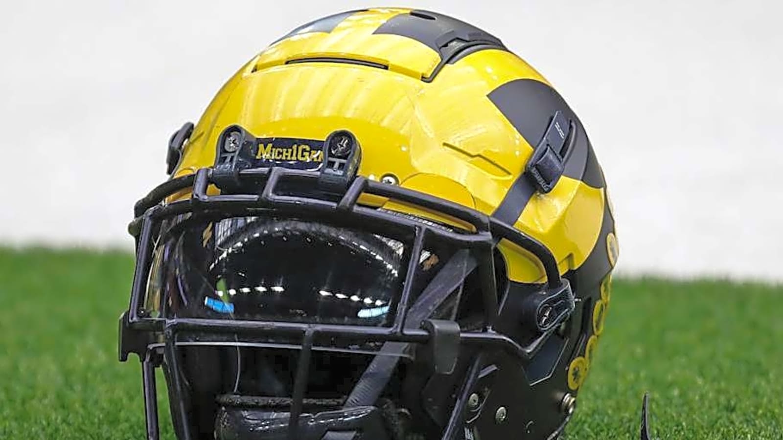 What&#39;s next for Michigan football after losing four-star prospect to Ole Miss
