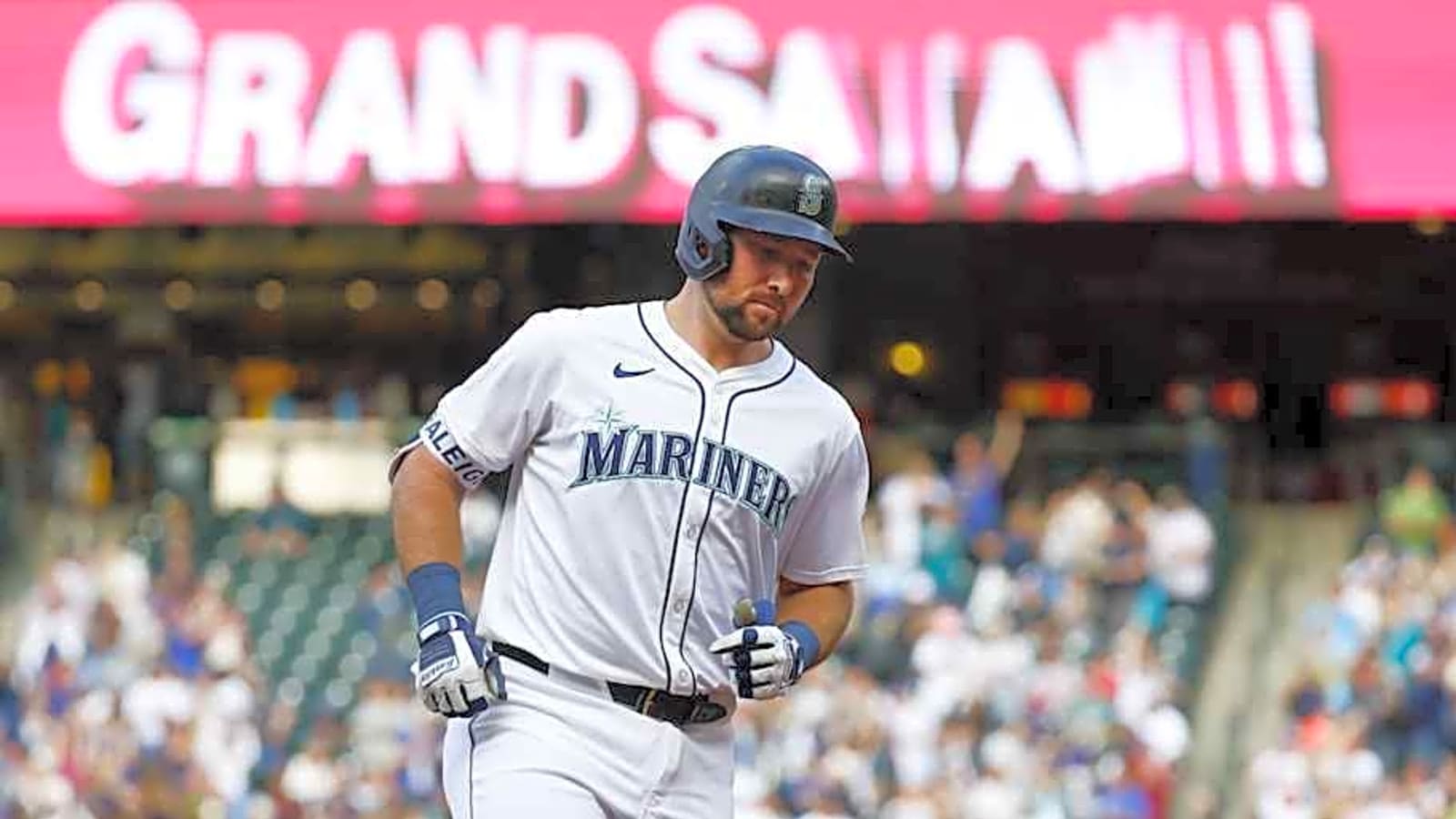 Cal Raleigh, Bryan Woo Lead Seattle Mariners to 8-0 Win Over Boston Red Sox