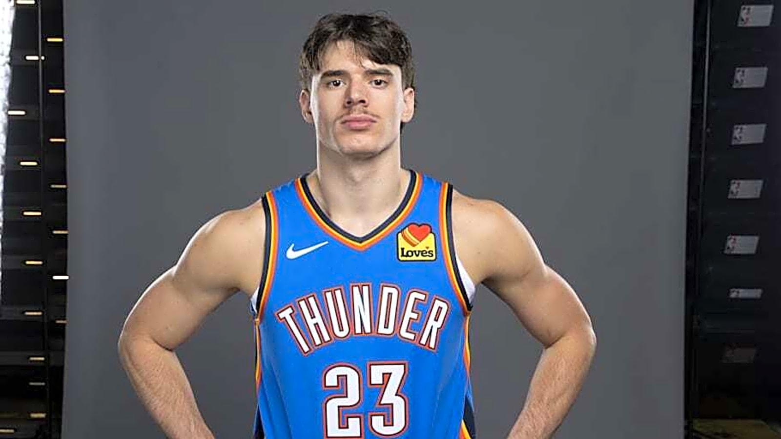 Dariq Whitehead, Brooks Barnhizer Shine in OKC Blue Win