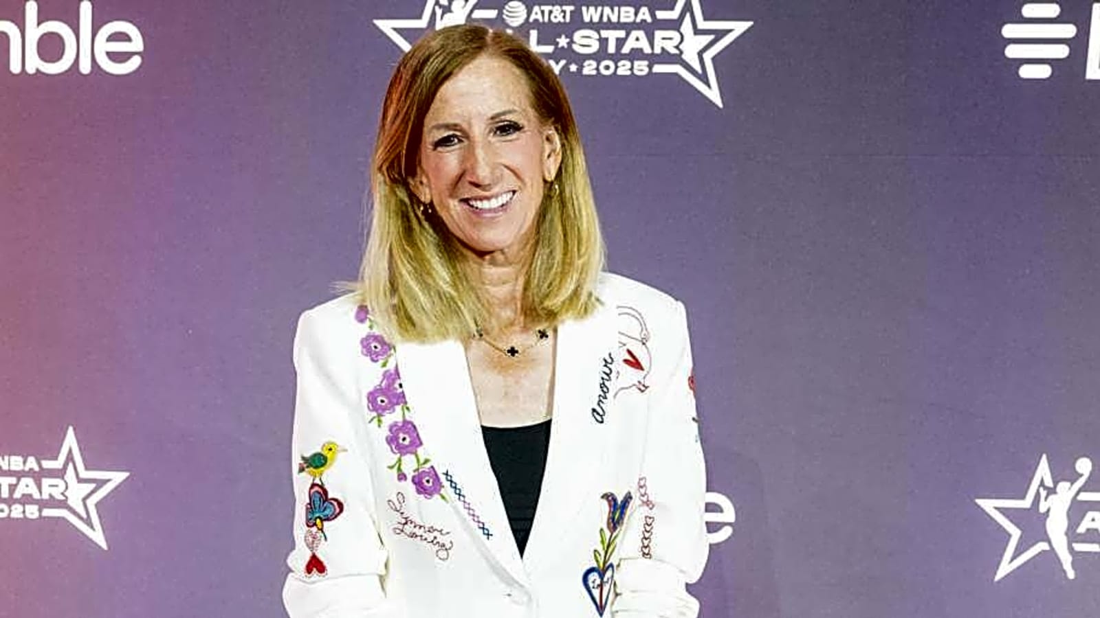 Cathy Engelbert&#39;s Bar Dance-Off with Lynx &#39;Studbudz&#39; Has WNBA Fans Cracking CBA Jokes