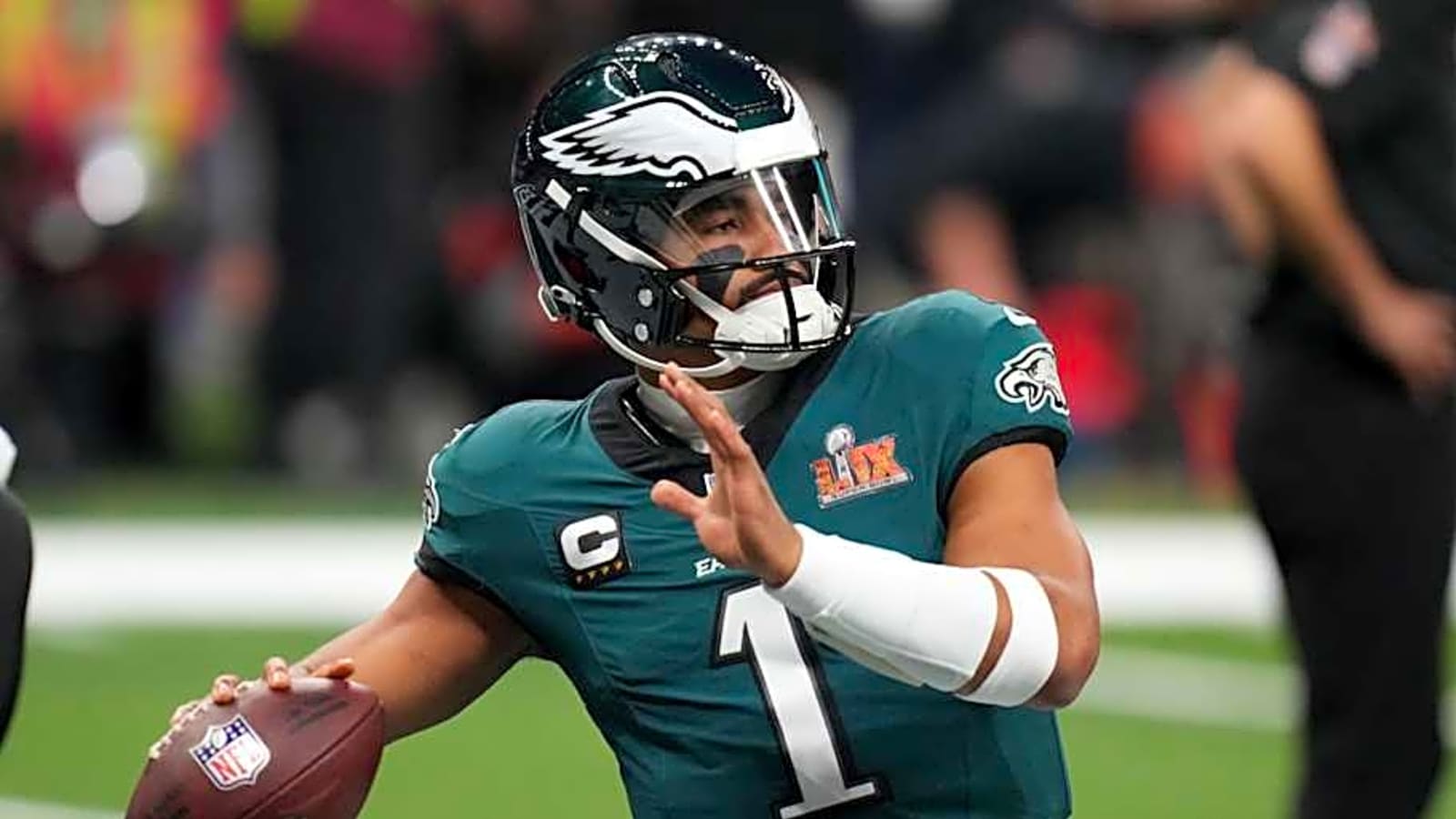 Steelers QB Target Drawing Comparisons to Super Bowl MVP
