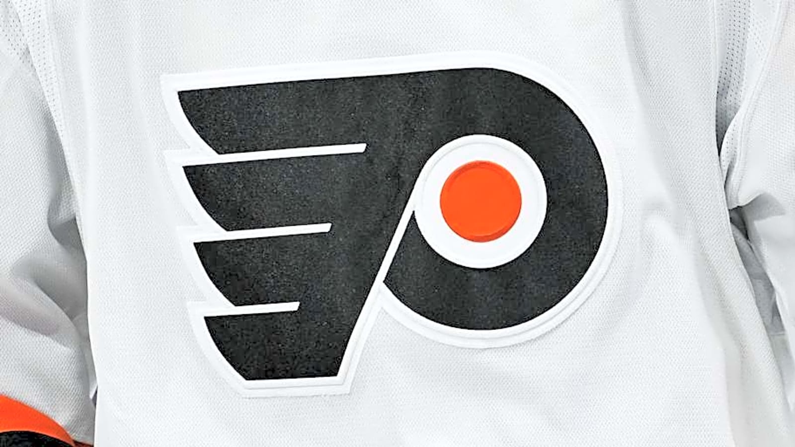 Flyers, Penguins Swap First-Round Picks
